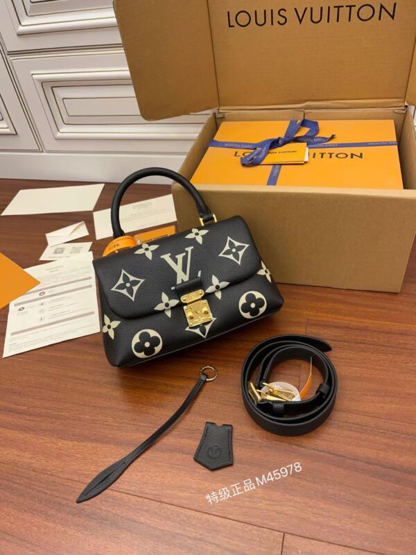 LOUIS VUITTON Madeleine  M45978
