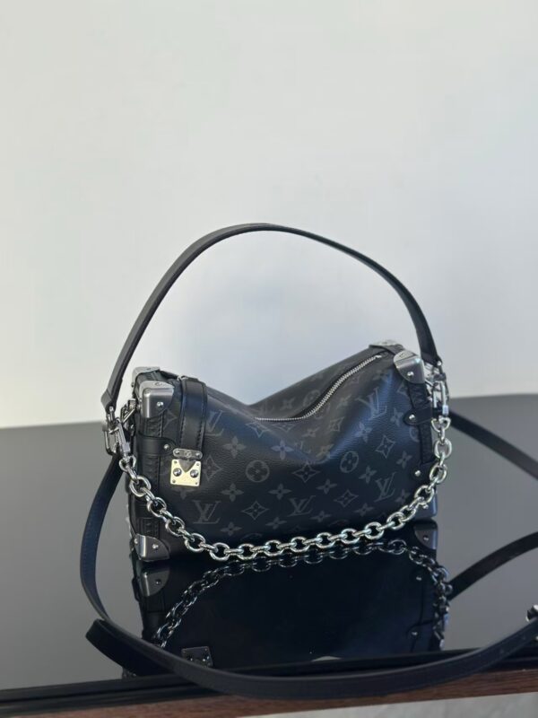 LOUIS VUITTON M26226 Side Trunk MM East West