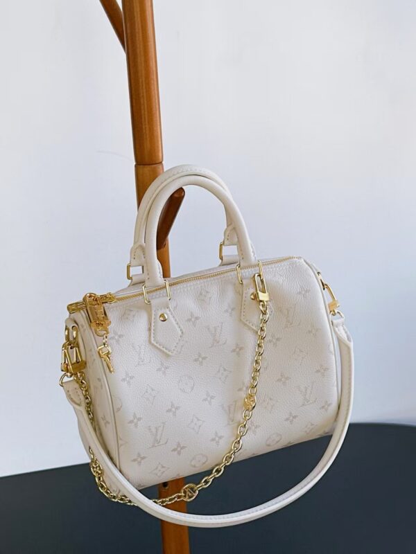 LOUIS VUITTON M26690 Speedy Bandoulière 25