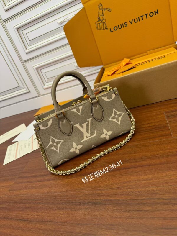 LOUIS VUITTON M23641 OnTheGo East West