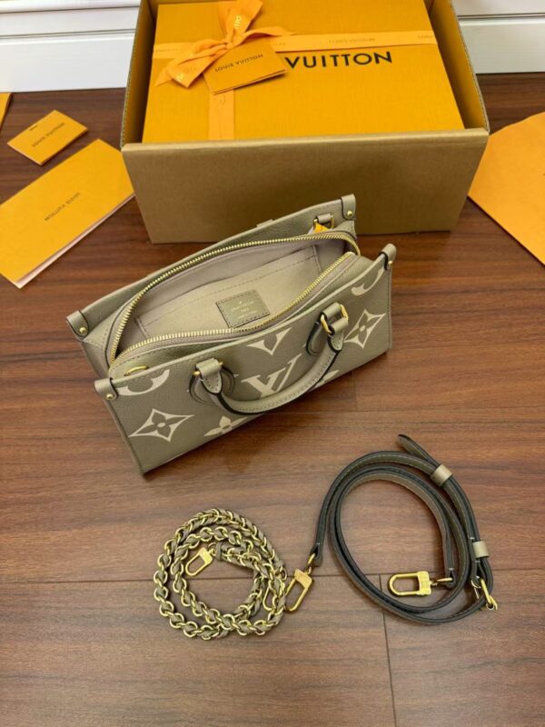 LOUIS VUITTON M23641 OnTheGo East West