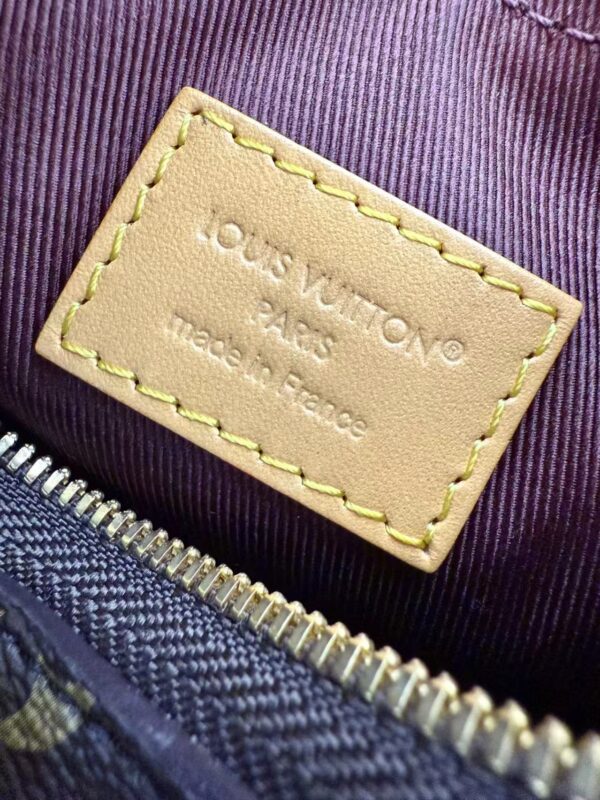 LOUIS VUITTON M25519 Nano Boulogne