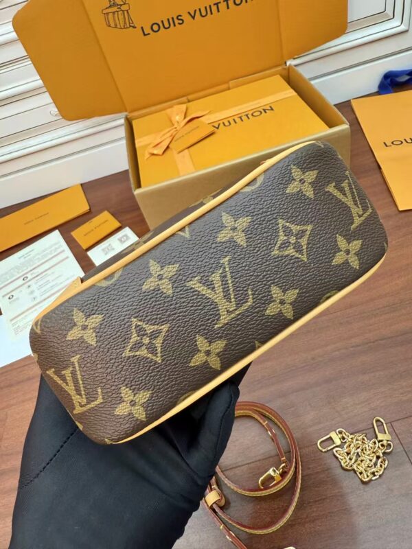 LOUIS VUITTON M25519 Nano Boulogne