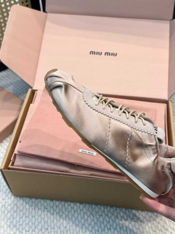 MIUMIU Sneakers