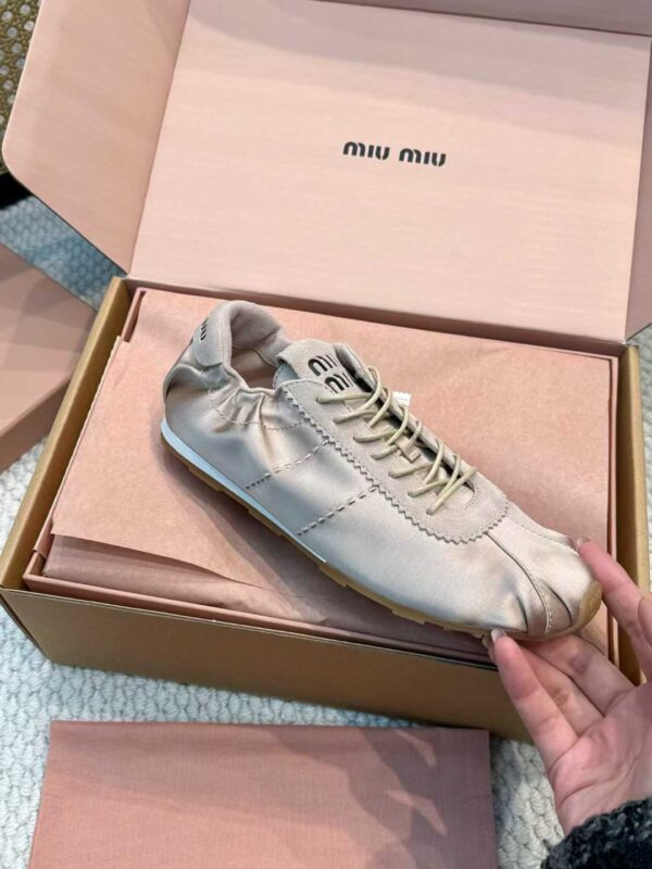 MIUMIU Sneakers