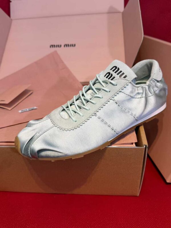 MIUMIU Sneakers