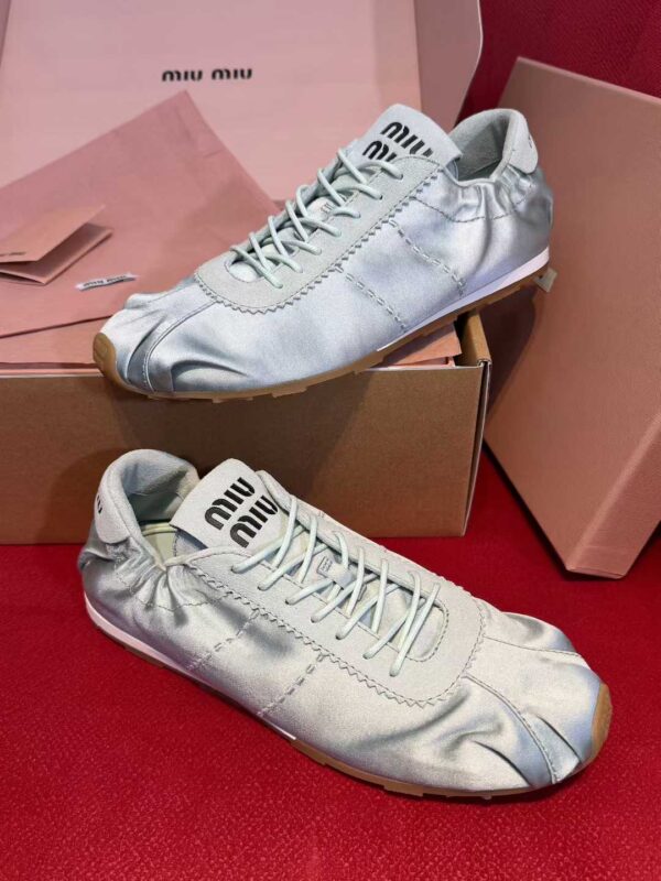 MIUMIU Sneakers