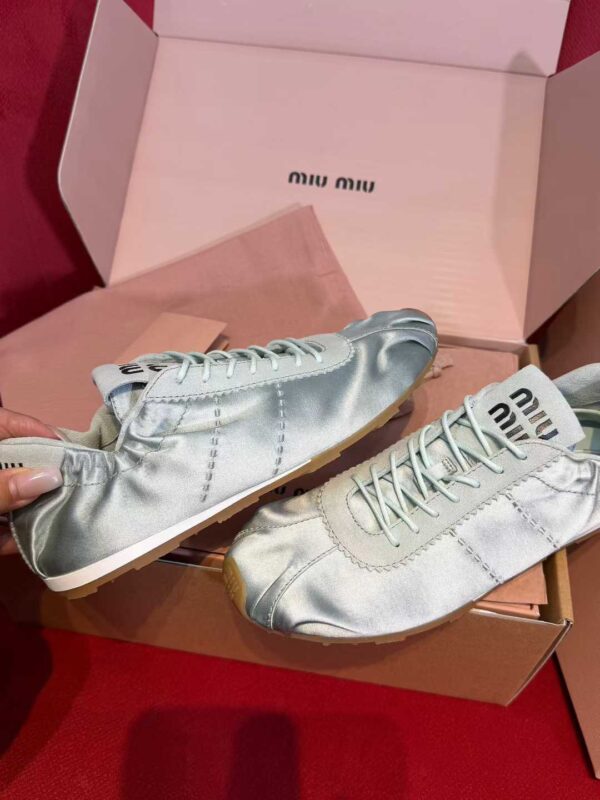 MIUMIU Sneakers