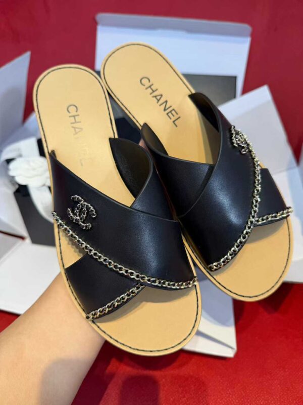 CHANEL Sandals