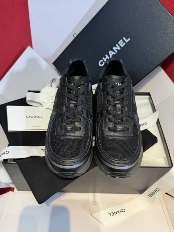 CHANEL  Sneakers