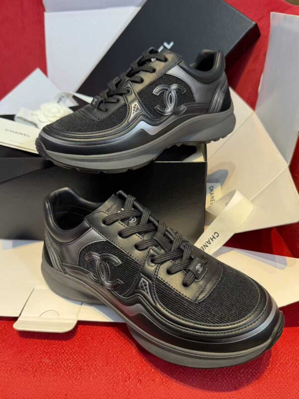 CHANEL  Sneakers