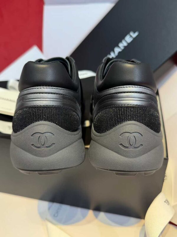 CHANEL  Sneakers