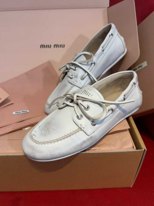 MIUMIU  Love shoes