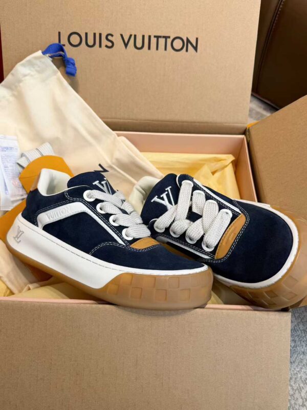 LOUIS  VUITTON Casual shoes