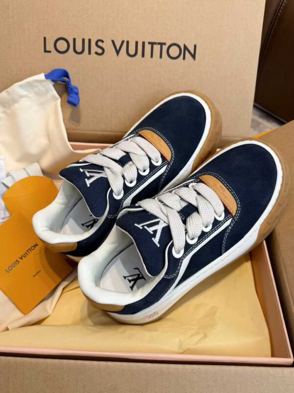 LOUIS  VUITTON Casual shoes