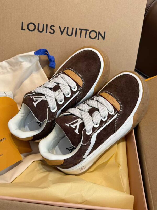 LOUIS  VUITTON Casual shoes