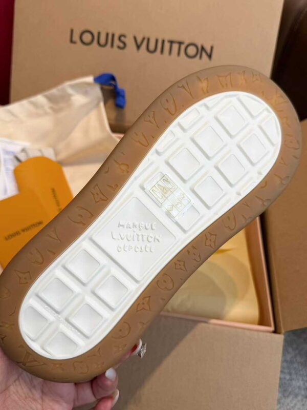 LOUIS  VUITTON Casual shoes