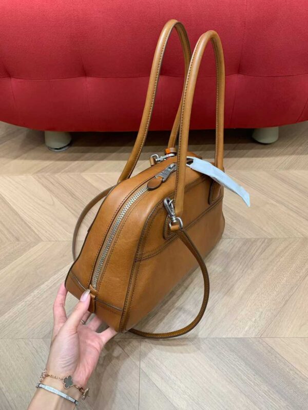 MIUMIU Vivant Leather bag