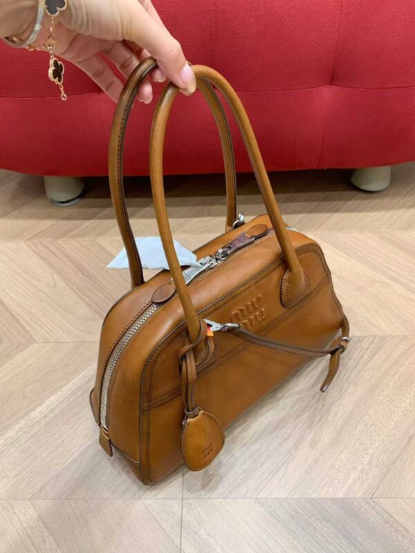 MIUMIU Vivant Leather bag