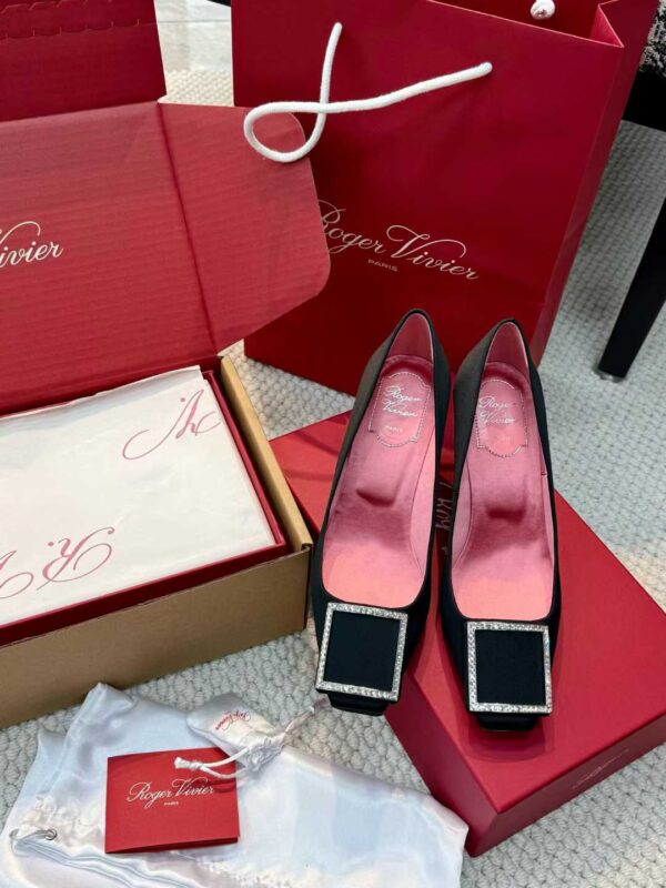 ROGER VIVIER High heels