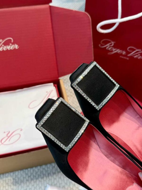 ROGER VIVIER High heels