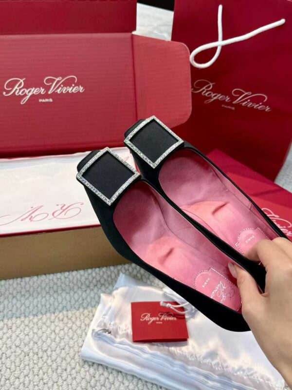 ROGER VIVIER High heels