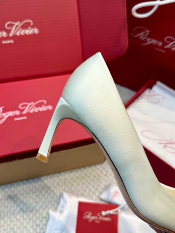 ROGER VIVIER High heels