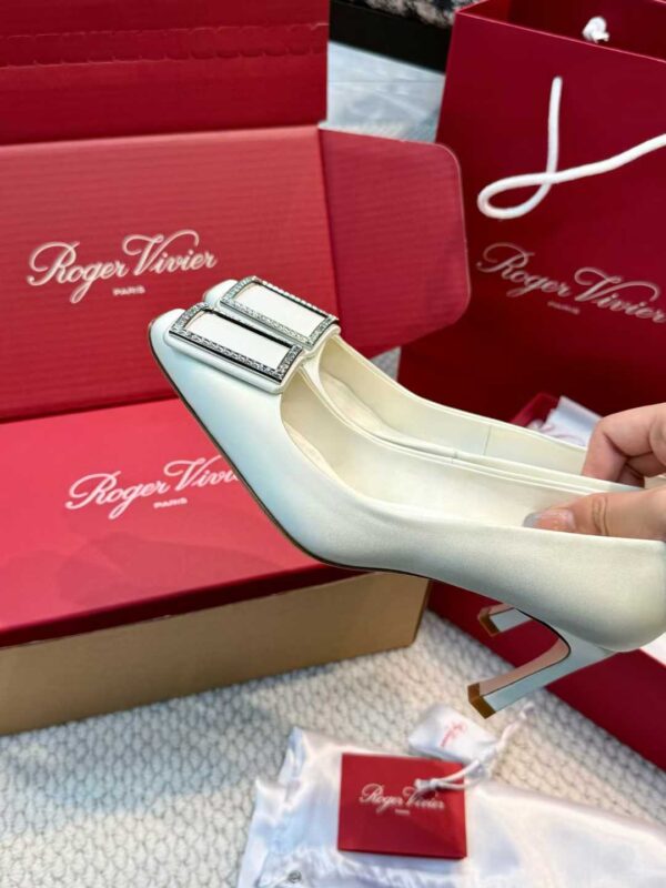 ROGER VIVIER High heels