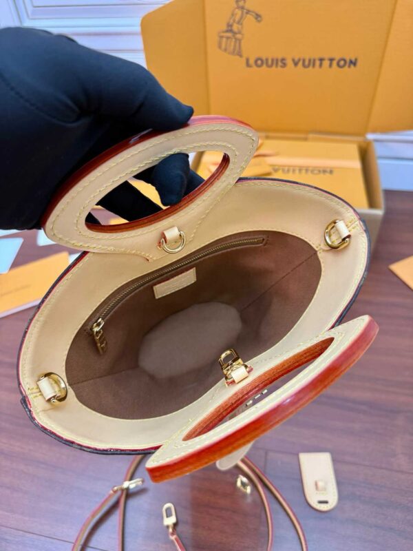 LOUIS VUITTON M14680 RIVAGE BB BAG