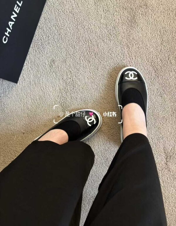 CHANEL Flat Mary Jane Shoes