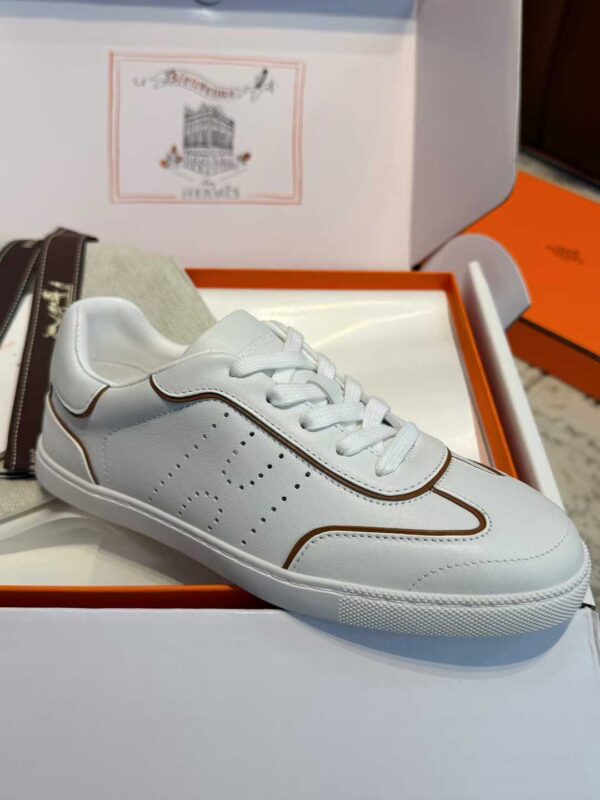 HERMES  Sneakers