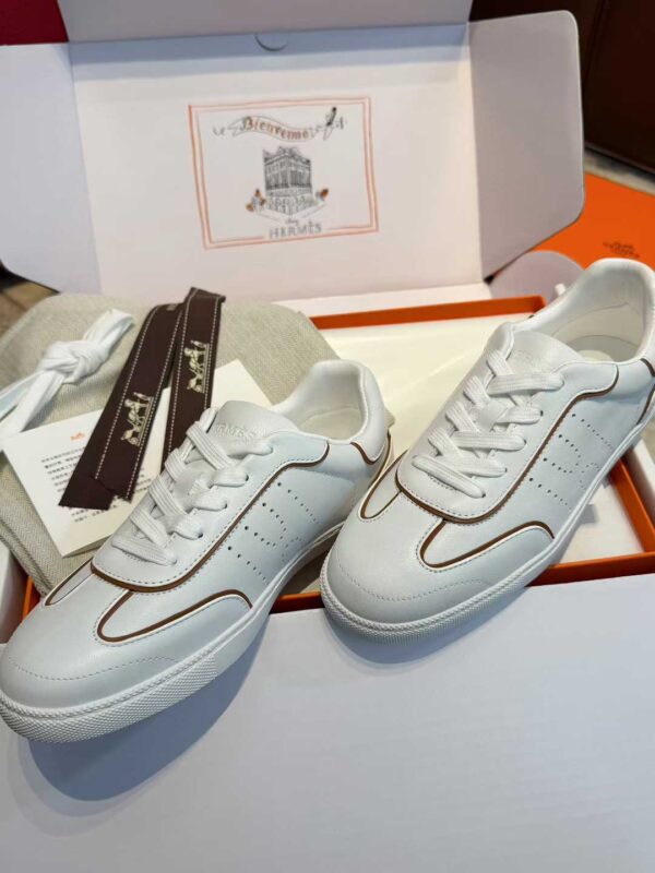 HERMES  Sneakers