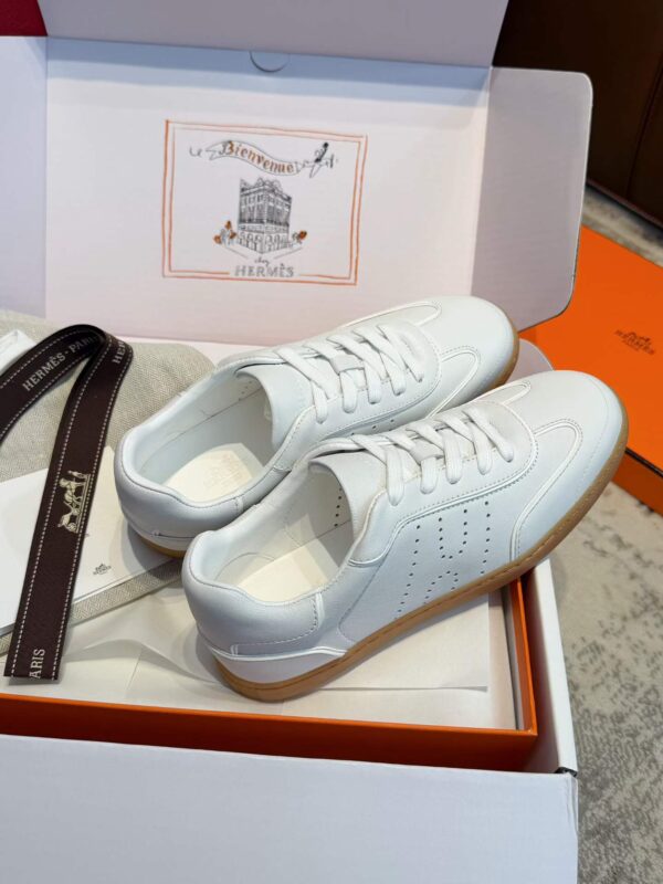 HERMES  Sneakers