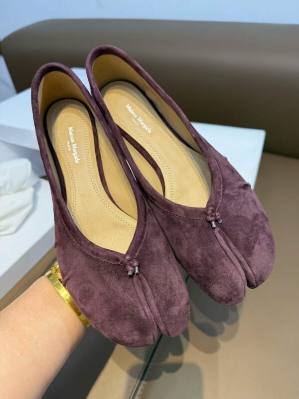 MM6 Majira Split-toed shoes