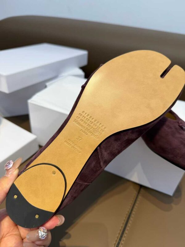 MM6 Majira Split-toed shoes