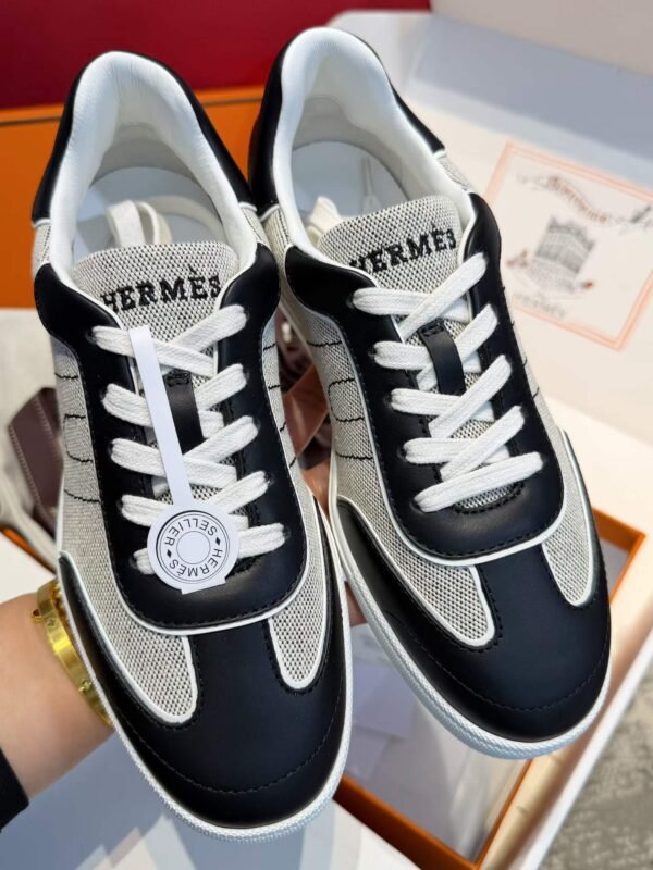 HERMES Casual shoes