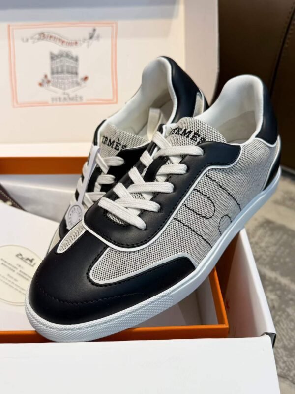 HERMES Casual shoes