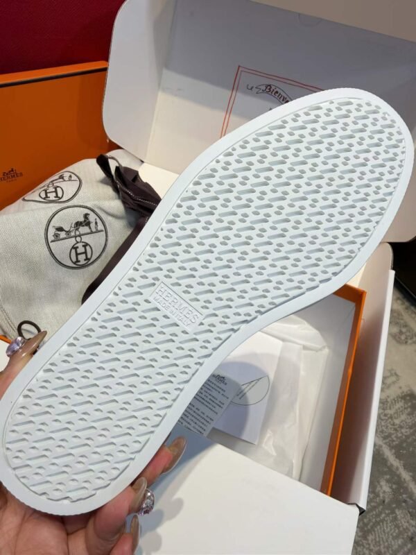 HERMES Casual shoes