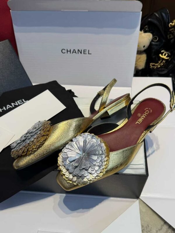 CHANEL 26X Sandals