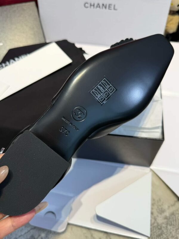 CHANEL 26X Sandals