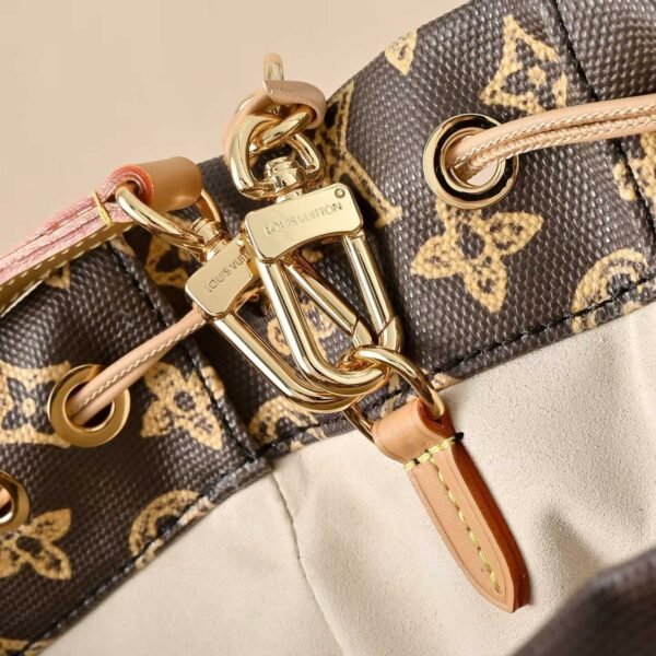 LOUIS VUITTON NOÉ TRUNK M28103