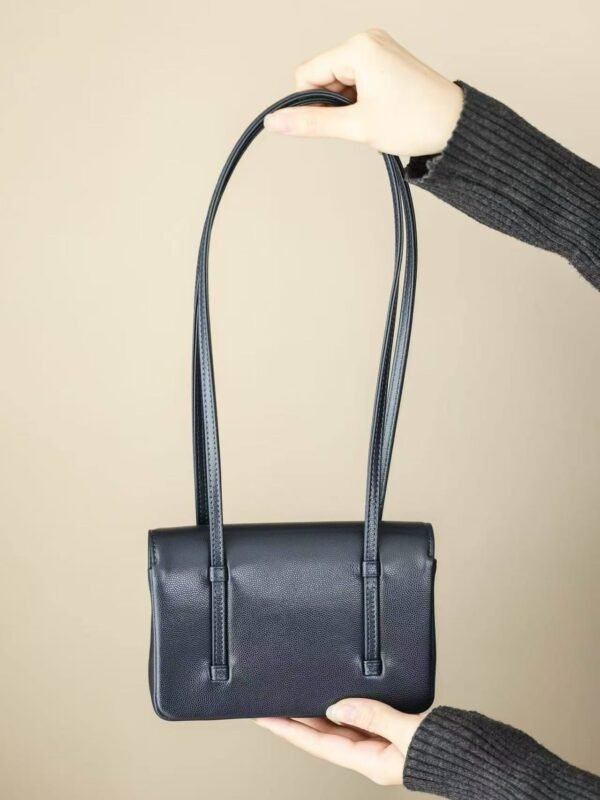 CHANEL  Flap Bag