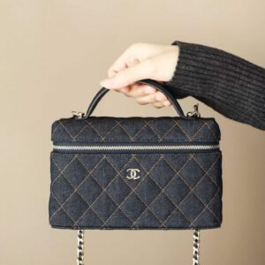 CHANEL Classic Vanity with Chain