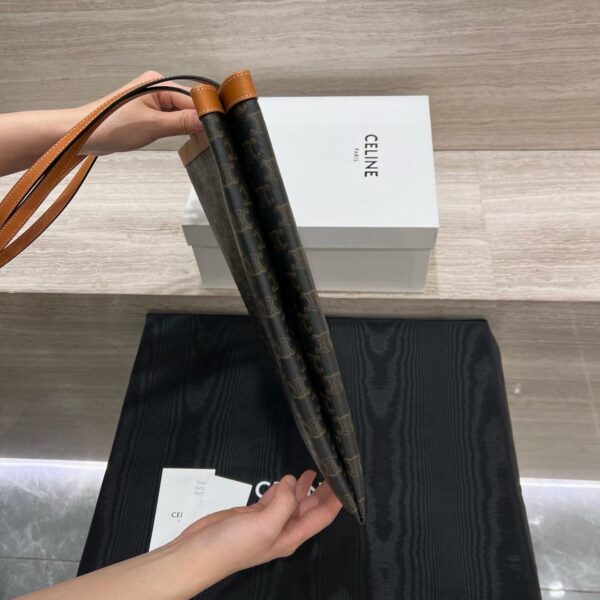 CELINE MEDIUM FLAT SHOPPER IN TRIOMPHE CANVAS