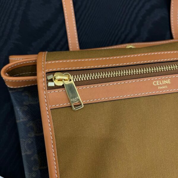 CELINE MEDIUM FLAT SHOPPER IN TRIOMPHE CANVAS