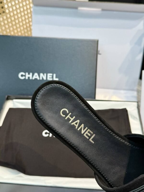 CHANEL Cool drag