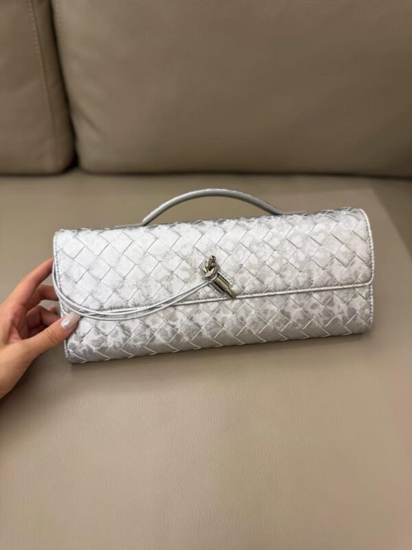 Bottega Veneta  Andiamo Clutch