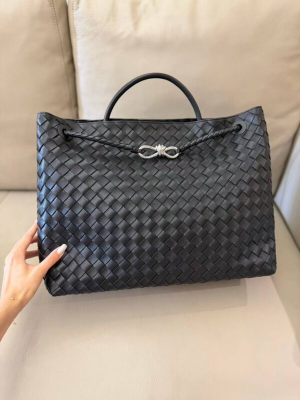Bottega Veneta  Large Andiamo