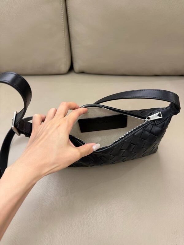 Bottega Veneta TRAVELER BAG