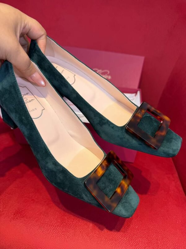 RV Tortoiseshell buckle heels